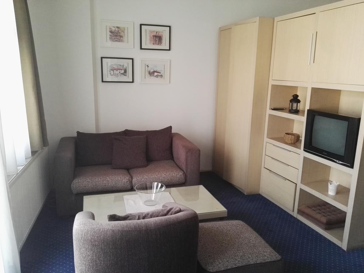 Guest House Amico Βράνιε Εξωτερικό φωτογραφία