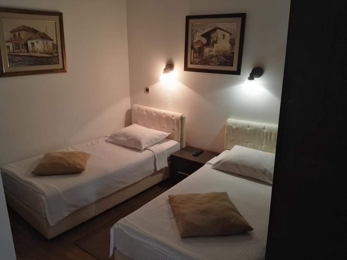 Guest House Amico Βράνιε Εξωτερικό φωτογραφία
